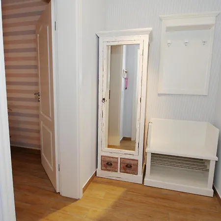 Strandhus * Ostseeheilbad Zingst